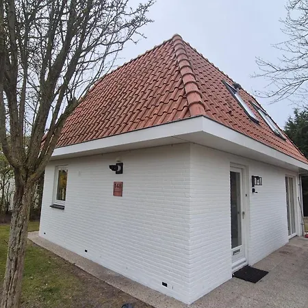 & Dunes With Private Garden And Parking By Noordwijkmeer *