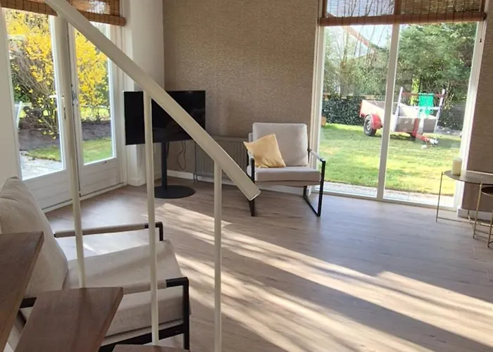 & Dunes With Private Garden And Parking By Noordwijkmeer * Noordwijk