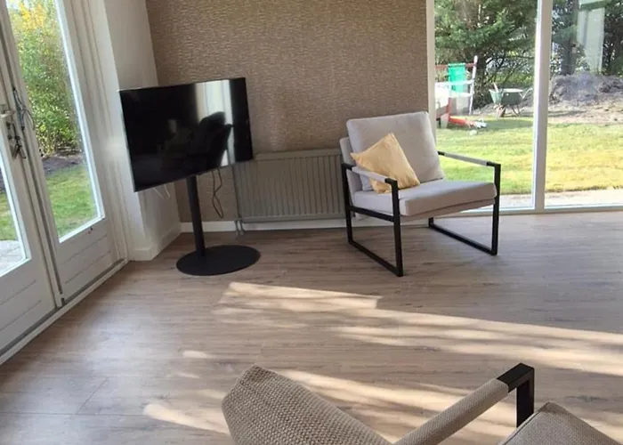 & Dunes With Private Garden And Parking By Noordwijkmeer *