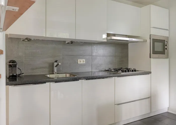 & Dunes With Private Garden And Parking By Noordwijkmeer